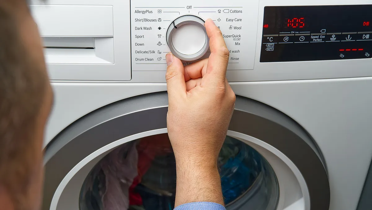 Come lavare bene la biancheria: temperature giuste e consigli pratici